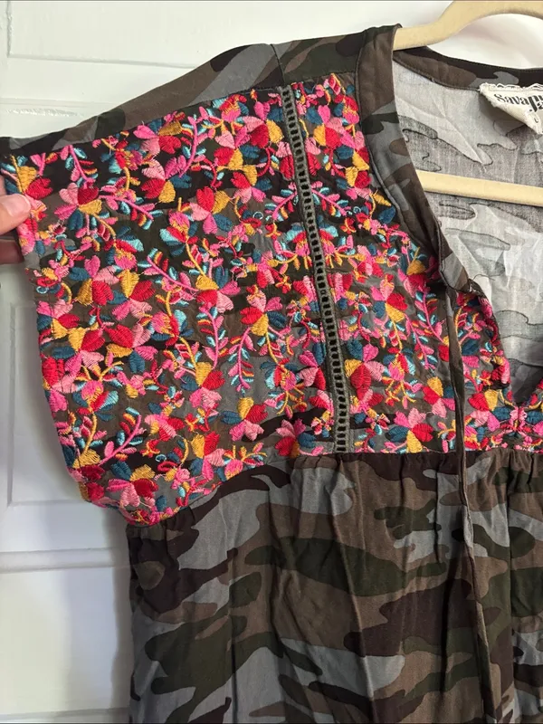 Floral Embroidered Camo Peasant Top - Green/Multicolor - Image 3