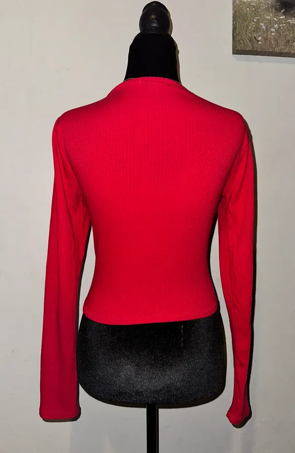 Long Sleeve Crop Top - Image 2