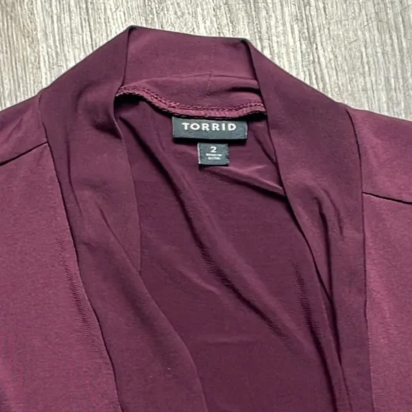 Torrid Burgundy Open Front Silky Cardigan Size 2 (2X) - Image 5