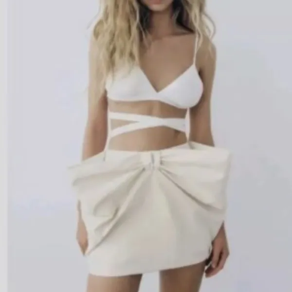 Zara Ecru Voluminous Bow Mini Skirt - Image 4