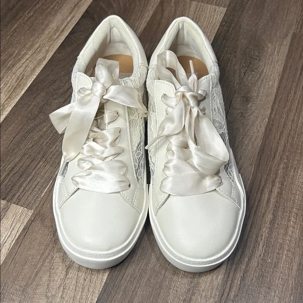 Dolce Vita Harrysun Lace Sneaker Size 6.5 White Wedding Shower NWOT - Image 6