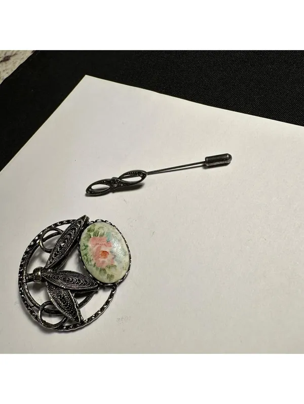 Lot Of 2 Aged Silver Tone Lapel Stick Pin & Brooch - Image 2