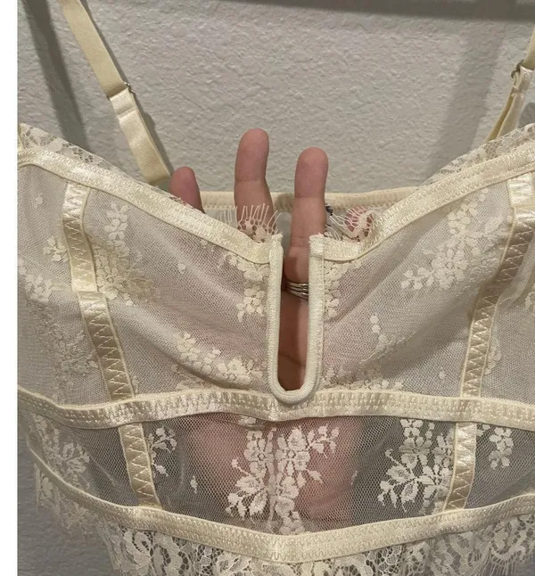 FREE PEOPLE Layer In Lace Ivory Bustier - Image 5