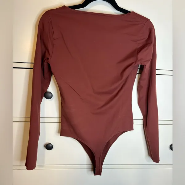 Abercrombie & Fitch Soft long sleeve Bodysuit Size small - Image 2