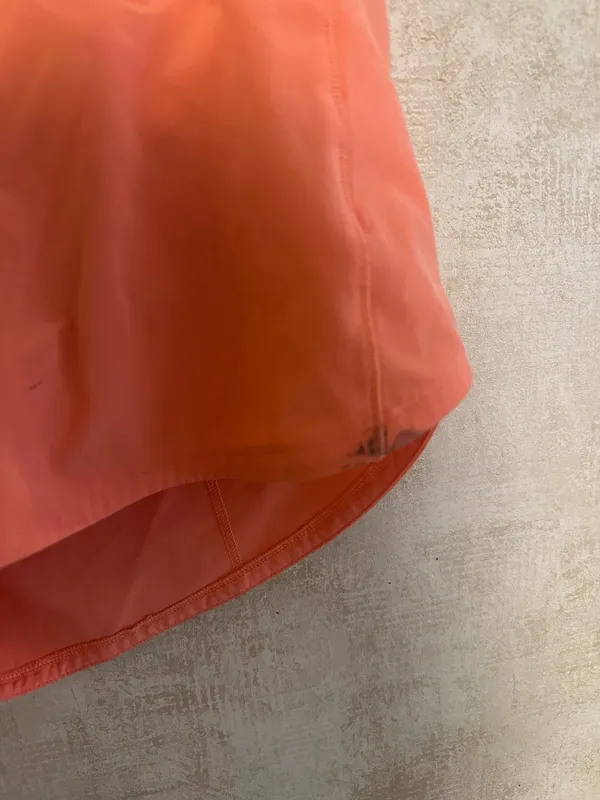 Lululemon Shorts 2.5" Speed Up High-Rise - Image 4