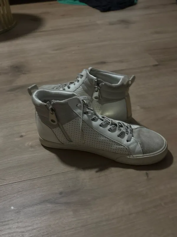 Women’s Vintage Havana High-Top Casual Sneakers in White, Cream, and Gold - Image 2