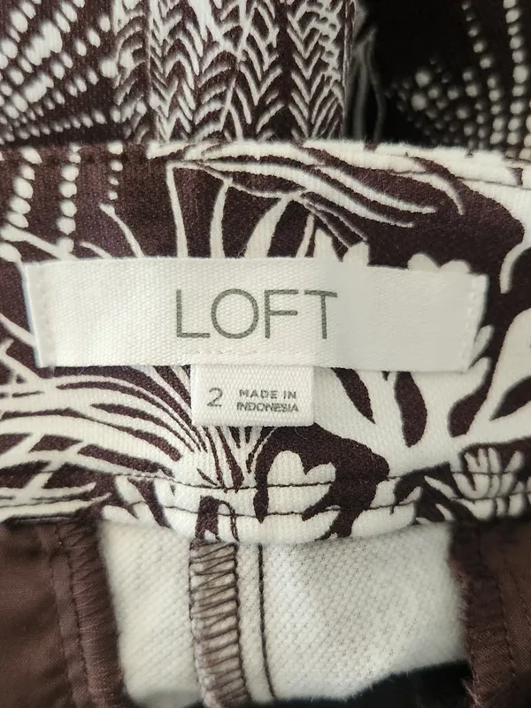 LOFT Brown and White Coral Print Cropped Bootcut Pants Size 2 - Image 10
