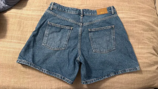 ZARA Shorts Boyfriend - Image 2