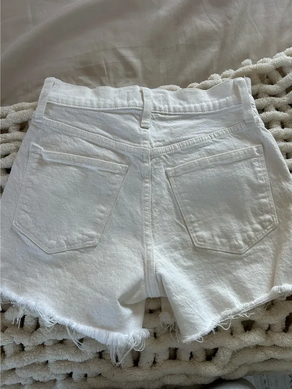 Madewell Jean Shorts - Image 4