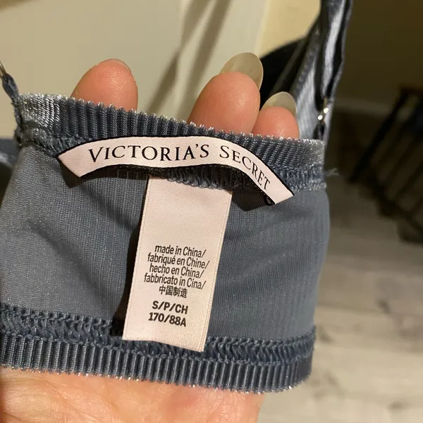 Victoria's Secret velvet Set - Image 5