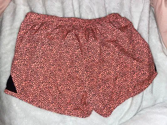 Nike Pink Dry-Fit Shorts - Image 2