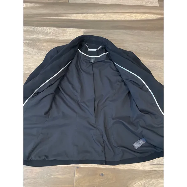 White House Black Market Classic Blazer Size 4 Black - Image 4
