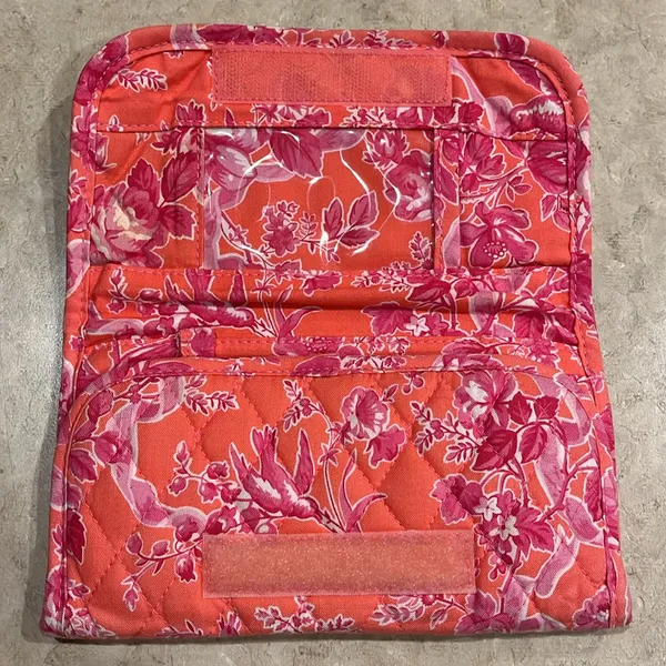 Vera Bradley pink wallet - Image 3