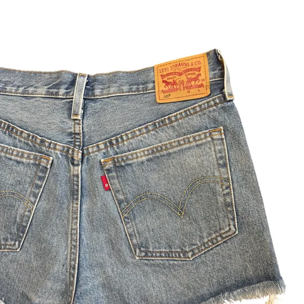 Levi 501 Button-Fly Denim Shorts Women’s Size 27 - Image 4