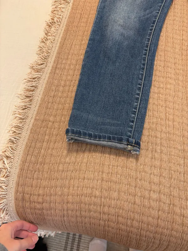 Vervet Straight Jeans - Image 4