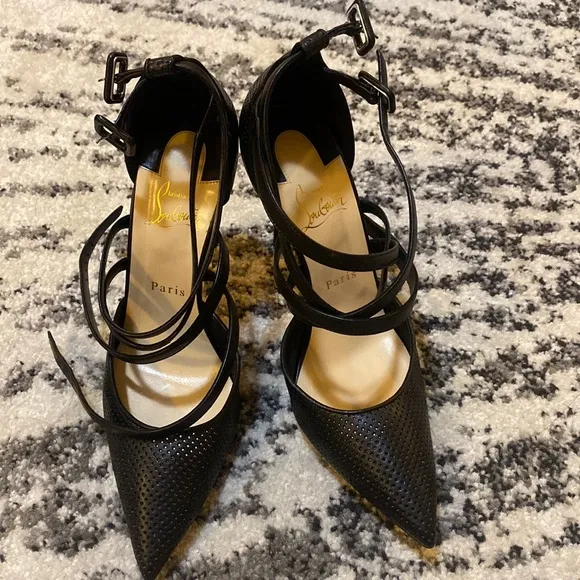 Christian Louboutin Victororilla 100mm Perforated Red Sole Pumps In Black 39 - Image 2