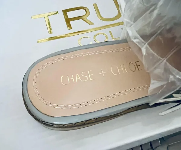 Chase and Chloe Grey Bliss Mules - Image 9
