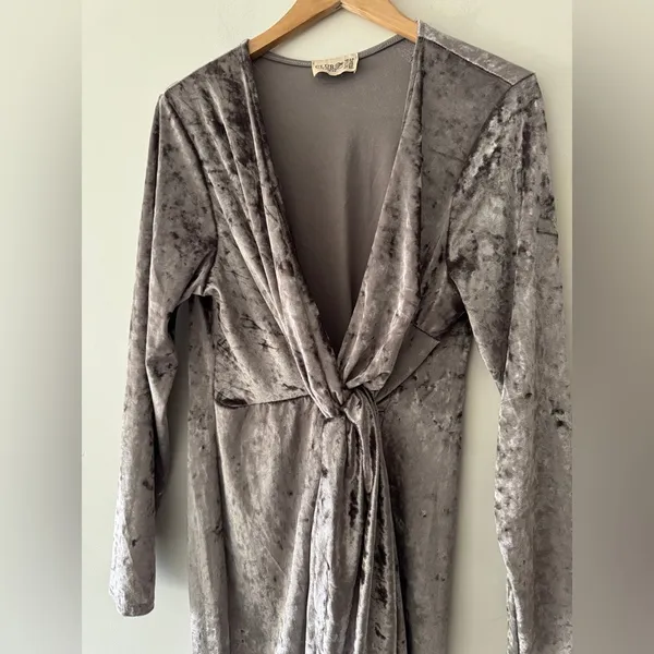 Club L London Silver Gray Velvet Shimmery Wrap Knot Mini Dress‎ Long Sleeves - Image 2