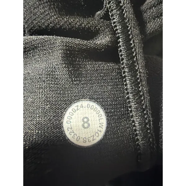 Lululemon Black High Neck Yoga Athletic Crop Top Tank Size 8 - Image 6