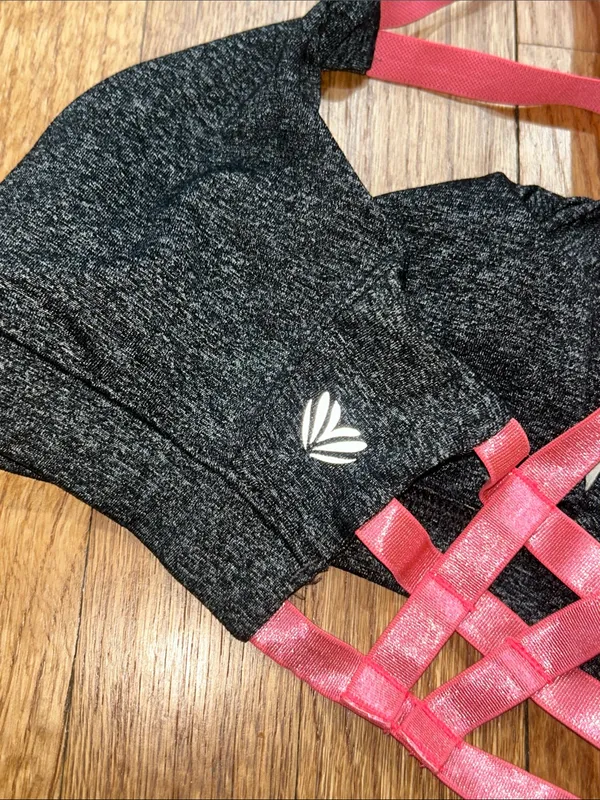 Strappy Sports Bras in heathered slate gray with pink - Image 3