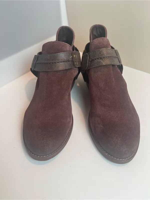 Free People Belle Harness Boots Brown Suede Leather Ankle Booties Buckle Size 8 - Image 5
