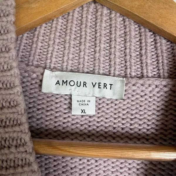 Amour Vert Women’s 100% Merino Wool Chunky Cable Knit Soft Sweater Lilac Sz XL - Image 5