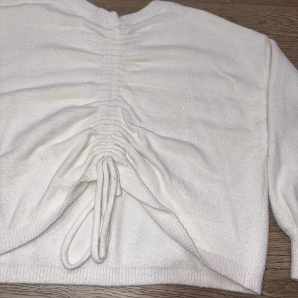 Le Lis Women's White Sweater With Ties Large - Image 9