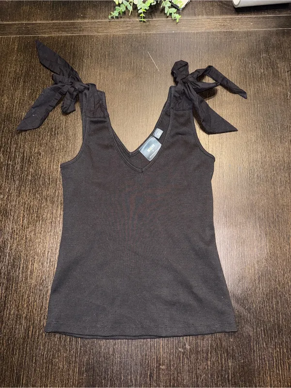 Maeve Black Bow Tie Tank Size Small - Image 3