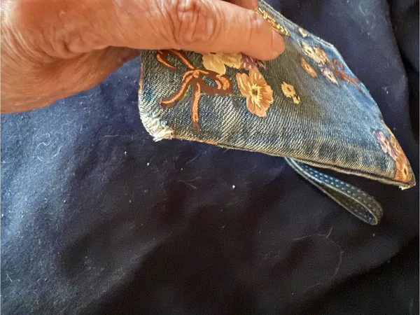 Coach vintage wristlet - Image 3