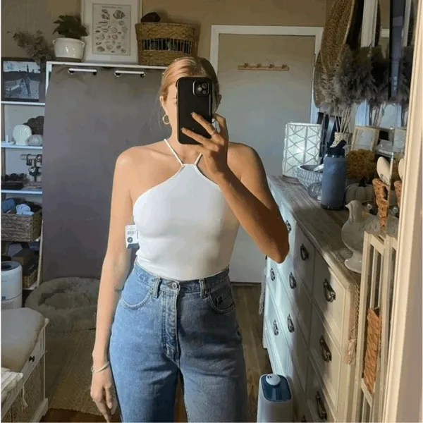 Abercrombie & Fitch White Seamless Halter Neck Bodysuit Medium NWT - Image 9