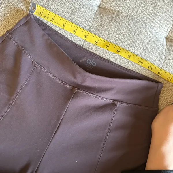 ALO YOGA Airbrush High Waist Flutter Legging Split Hem‎ Size Small - Image 8