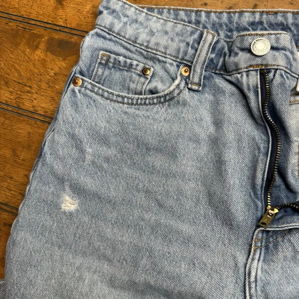 H&M &Denim Jeans Size 4 Blue‎ Pants Loose Mom Light Distressed Denim - Image 3