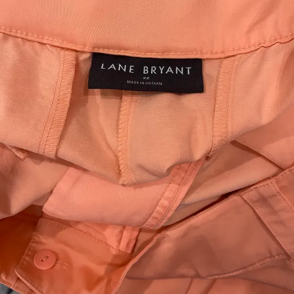 Lane Bryant Coral Shorts Size 22 - Image 10