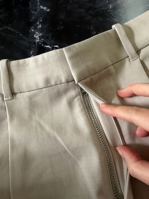 Abercrombie trouser shorts - Image 3