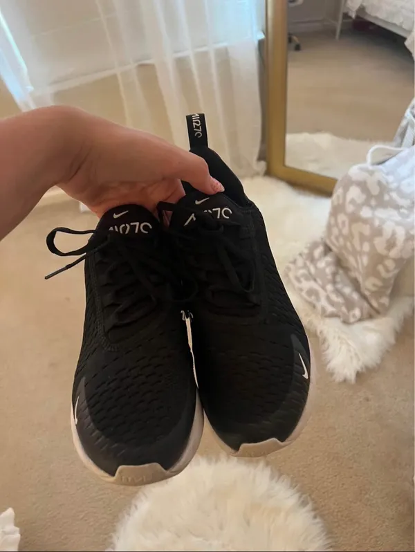 Nike Shoes - Image 2