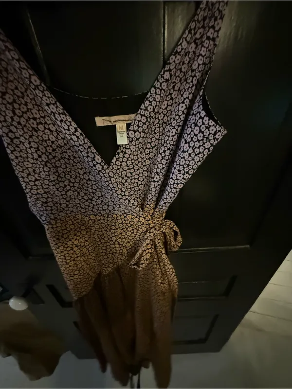 Floral Print Sleeveless Wrap Maxi Dress - Purple & Brown - Image 4