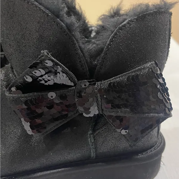 UGG Black Women's Slippers with Sequin Bow - Image 7