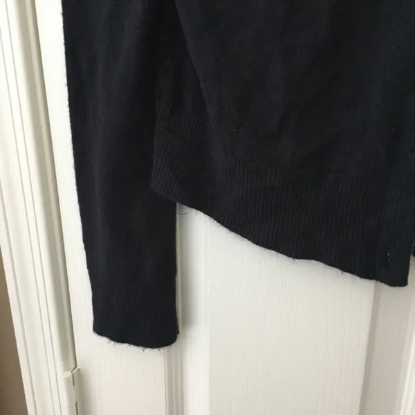 FINAL MARKDOWN Junior copper key sweater medium - Image 3