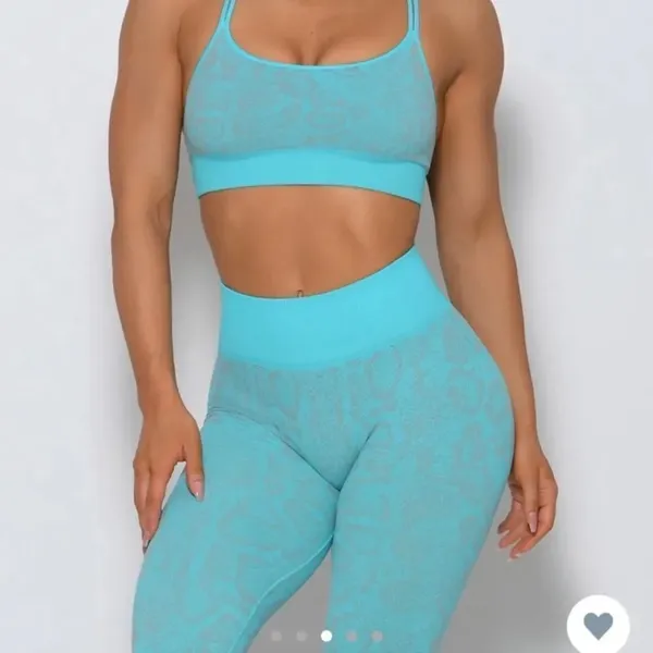 Bombshell Blue and Grey Snake Print Seamless Strappy Sports Bra Size XS/S - Image 2