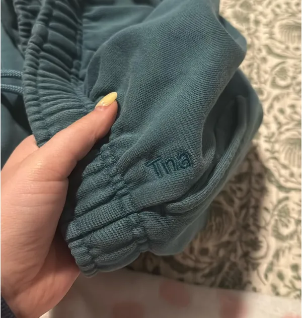 Aritzia TNA Sweatpants - Image 4