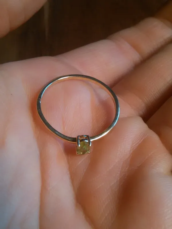 Peridot Oval Solitaire 14K Yellow Gold Over Sterling Silver Ring (Size 9) - Image 5