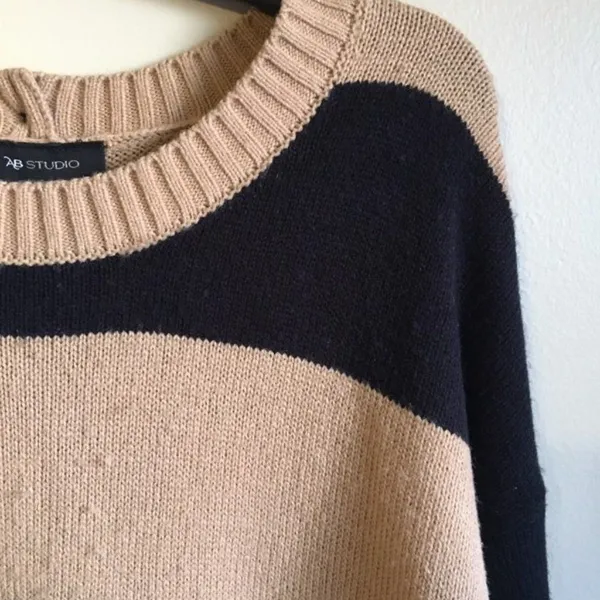 ‎AB studio small sweater - Image 4
