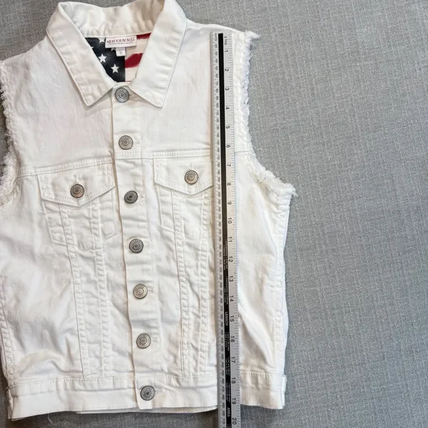 Shyanne‎ White Denim Vest Small Distressed American Flag Patriotic Western - Image 4