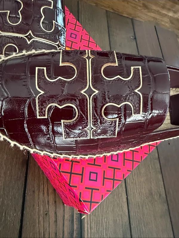 Tory Burch Burgundy Croc-Embossed Logo Espadrilles - Image 11