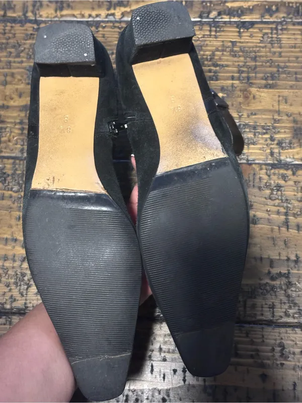 Coach Hillary‎ Black Suede Ankle Boots Block Heel Made in Italy Size 8.5 B - Image 9