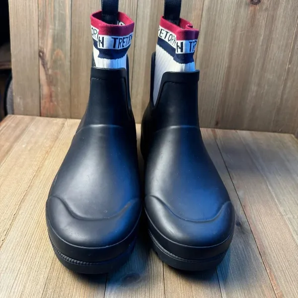 Tretorn Women’s Lia‎ Navy Short Rain Boots with Red White Blue Logo Sock size 7 - Image 2