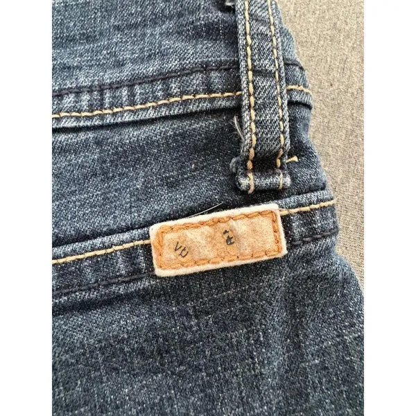 Levi Strauss Signature | Women's Stretch Straight Seamed Denim Jeans | 10 - Image 4