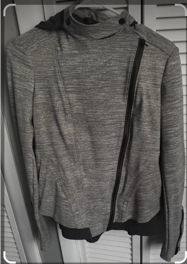 Lululemon Bust A Move Jacket - Image 2