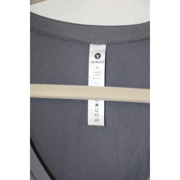 Velocity athletic gray short sleeve shirt Size XL - Image 2