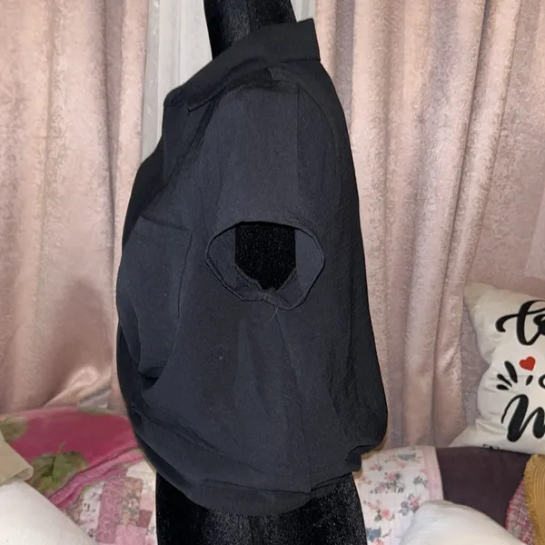 NWT  Size M Black Button Down Crop Top - Image 6